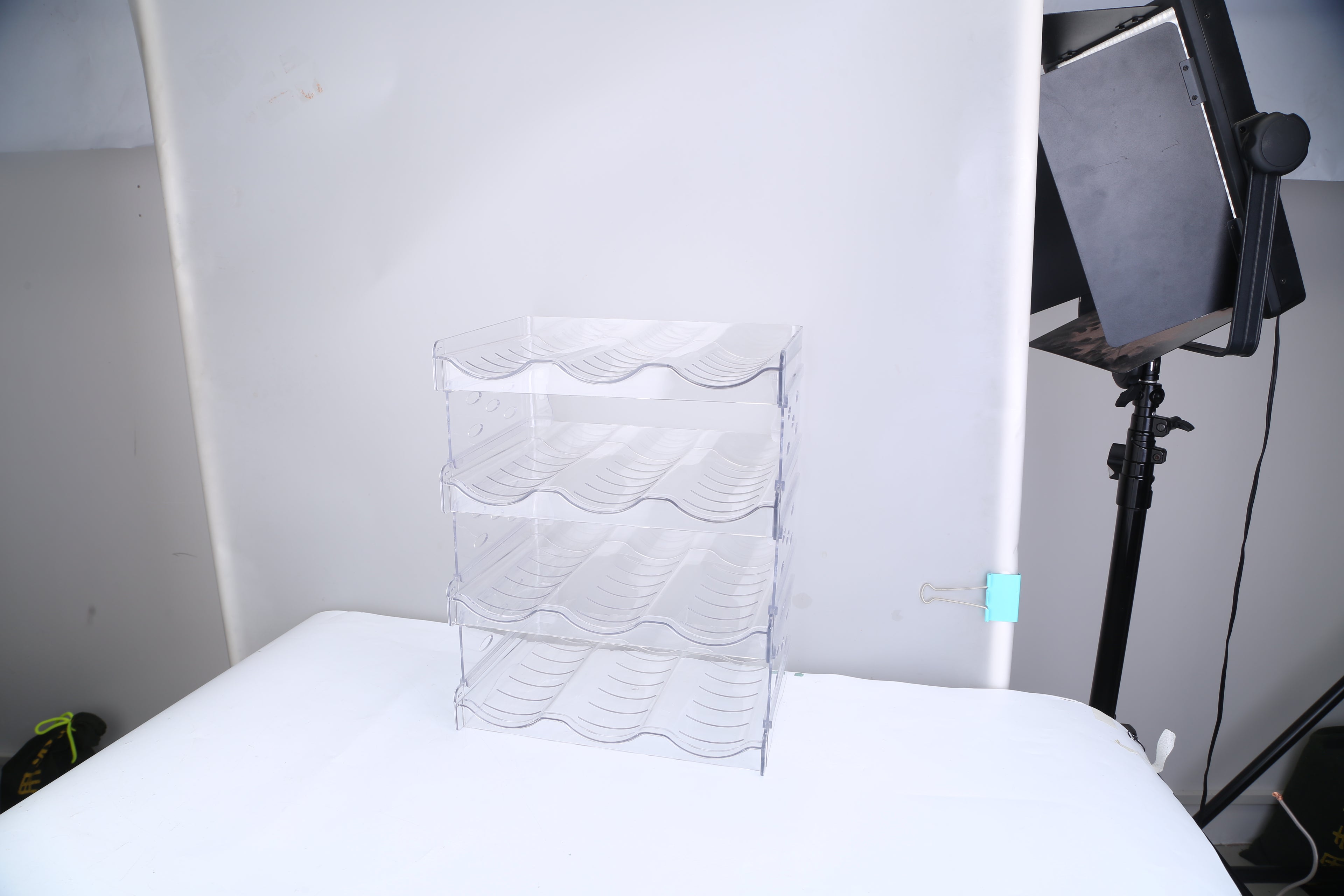 1Pc 4 Tier Bottle Storage Holder 12 Bottles Transparent Stackable Bottle Organizer Standing Drink Holder Shelf For Kitchen Fridge Cabinet Pantry